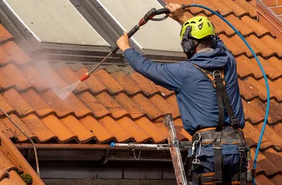 Démoussage et hydrofuge de toiture à Aizier